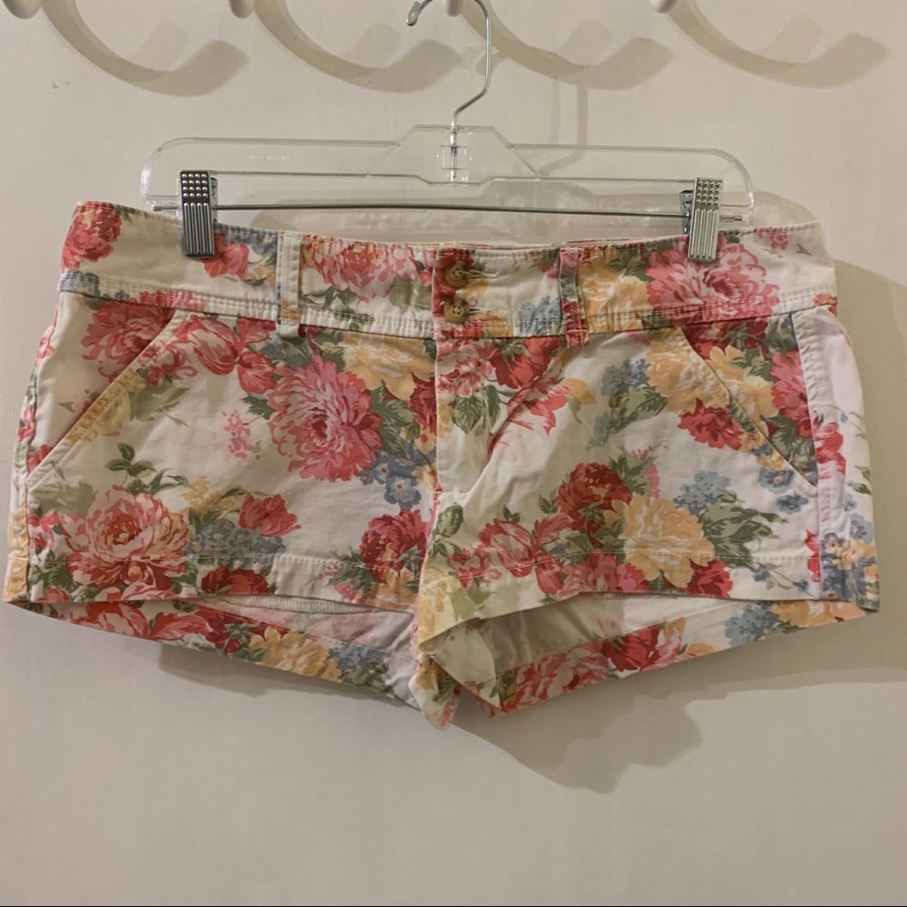 💖4 for $20💖 Abercrombie Floral Stretch Shorts